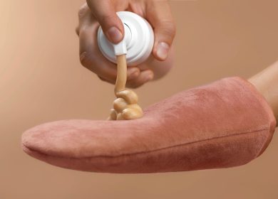 How to Self-Tan at Home and Get Professional-Looking Results