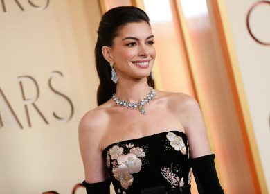 Anne Hathaway Revived Her “The Devil Wears Prada Bangs”—See the Video