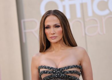 Jennifer Lopez Goes Goth With Her Barely-There Brows—See Photos